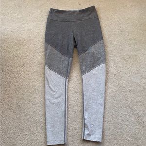 Outdoor voices grey legging